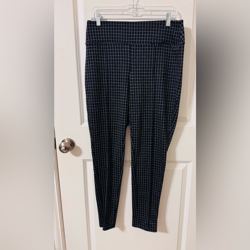 Apt. 9 Black and Gray Plaid Pants